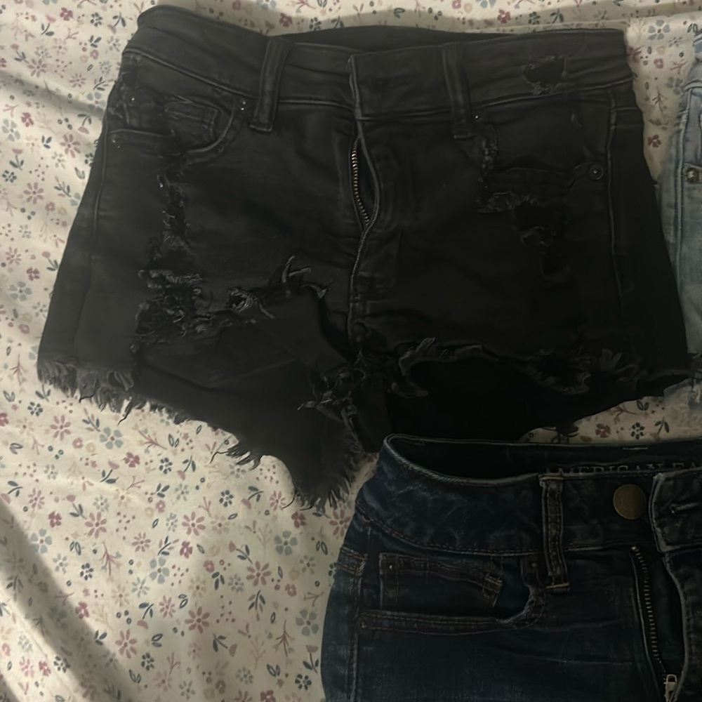 American Eagle bundle of 3 shorts